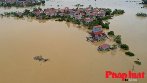 Xuất cấp lương thực, vật tư, hóa chất khử khuẩn cho địa phương khắc phục hậu quả bão số 3