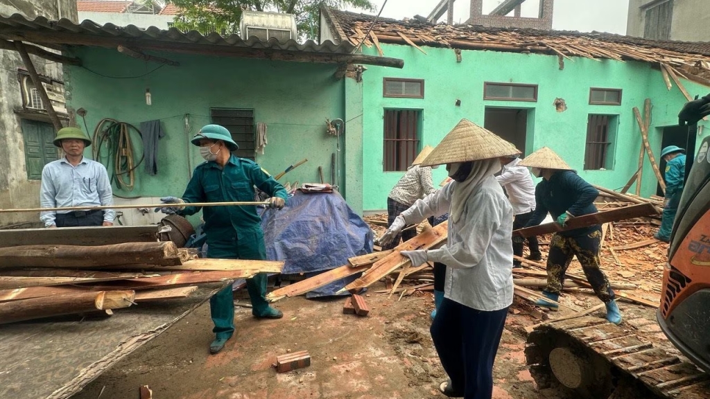 Đảm bảo hộ nghèo, hộ cận nghèo có nhà ở an toàn, xóa bỏ hoàn toàn nhà tạm, nhà dột nát