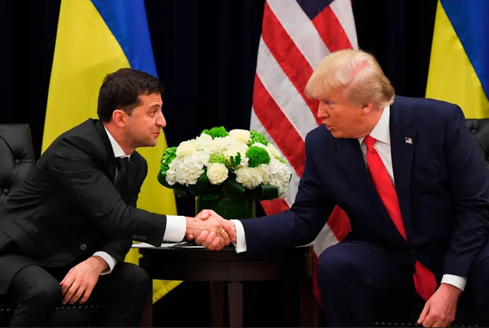 Ông Donald Trump bất ngờ thông báo sẽ gặp Tổng thống Ukraine