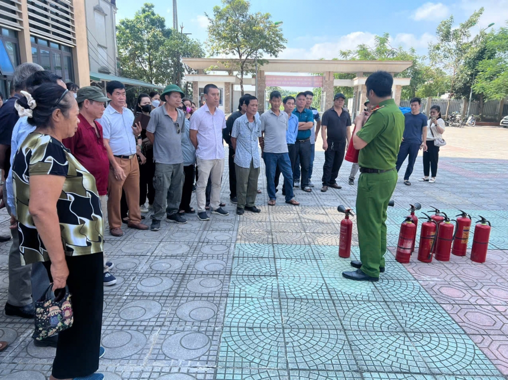 Phường Lĩnh Nam, Hà Nội: tập huấn luyện nghiệp vụ phòng cháy, chữa cháy cho 27 tổ dân phòng