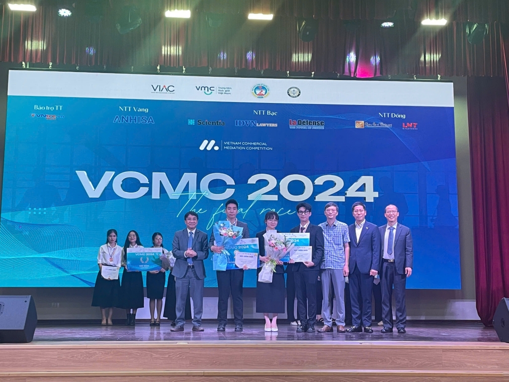 Trao giải cuộc thi Hòa giải Thương mại Việt Nam – VCMC 2024