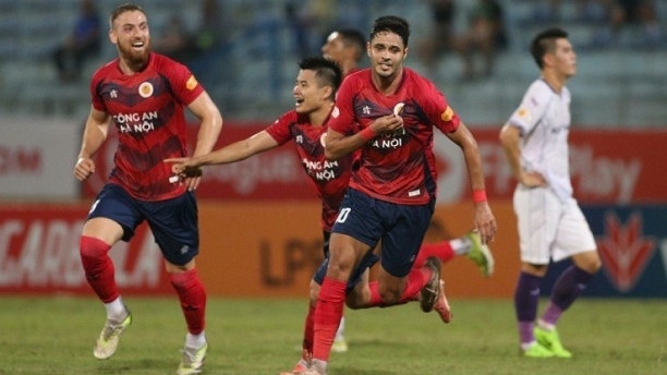 Công an Hà Nội có chiến thắng đầu tiên tại V-League mùa giải mới