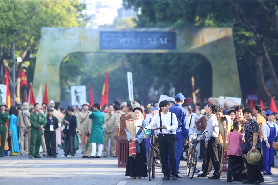 Live: Sôi động chương trình “Ngày hội Văn hóa vì hòa bình”