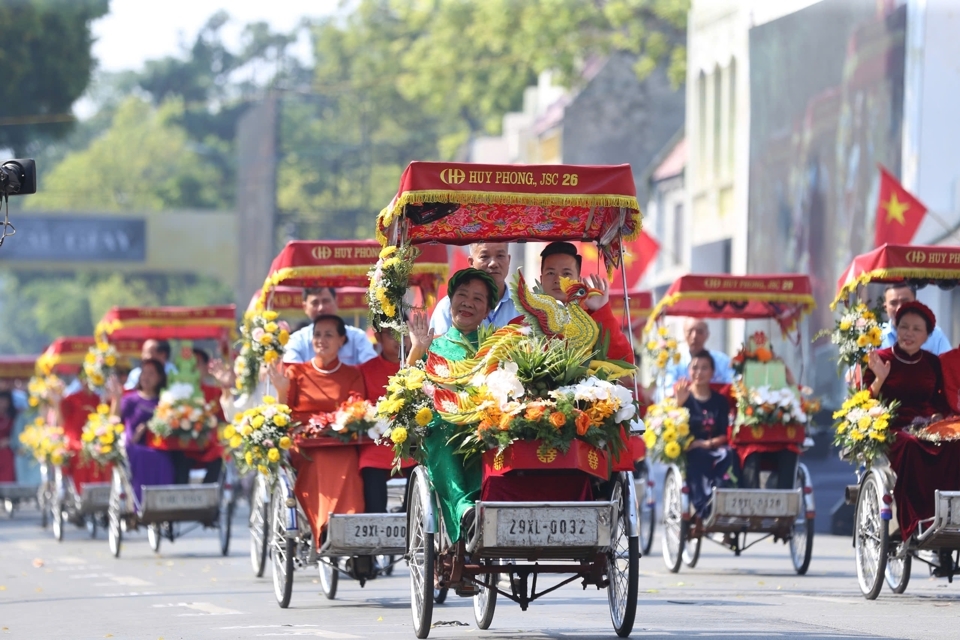 Live: Hào hùng, sôi động chương trình “Ngày hội Văn hóa vì hòa bình”