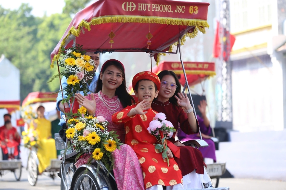 Live: Hào hùng, sôi động chương trình “Ngày hội Văn hóa vì hòa bình”