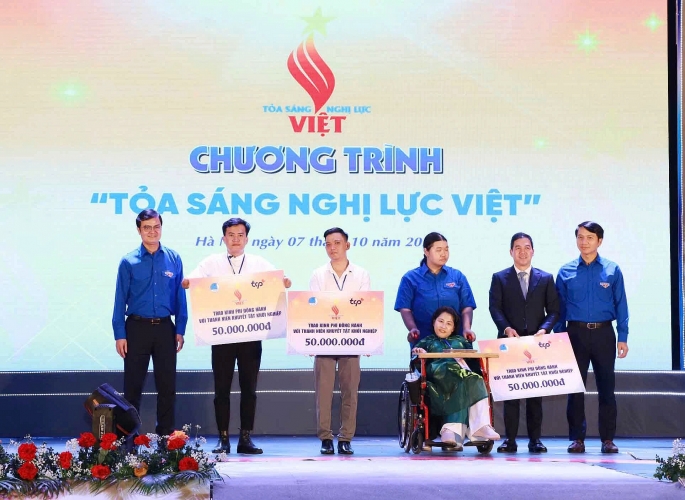 Toả sáng Nghị lực Việt 2024: tuyên dương 38 gương thanh niên khuyết tật tiêu biểu