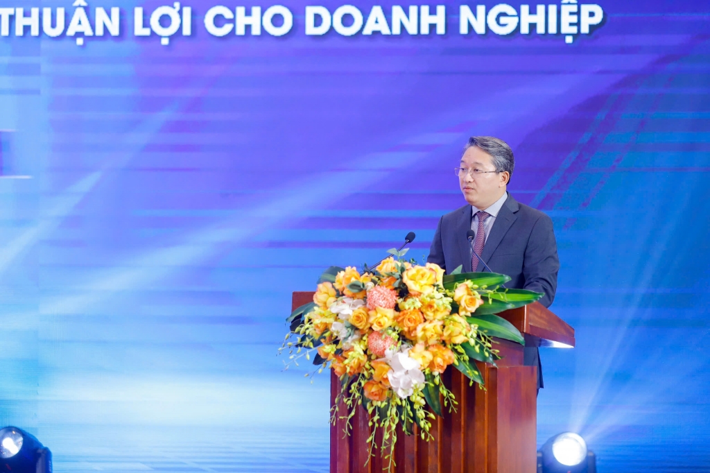 Khai mạc Diễn đàn “Kinh doanh và Pháp luật” năm 2024