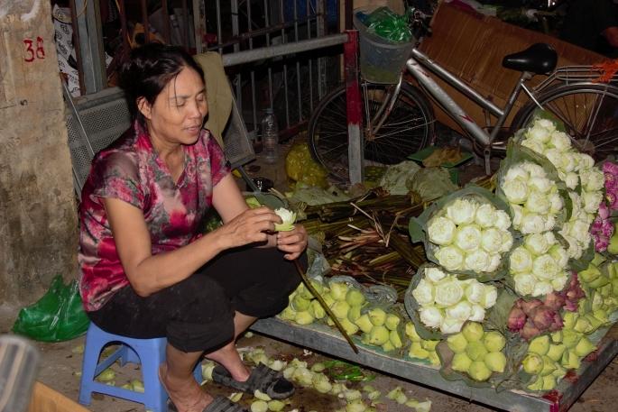 Hạnh phúc giản dị sau những bó hoa tươi