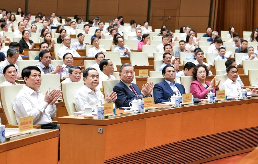 Tổng Bí thư, Chủ tịch nước Tô Lâm và  các đại biểu dự Hội nghị tại điểm cầu T.Ư (hội trường Diên Hồng, Nhà Quốc hội. Ảnh: Quochoi.vn