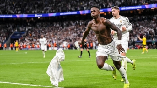 Vinicius lập hát-trick, Real Madrid ngược dòng kinh điển trước Dortmund