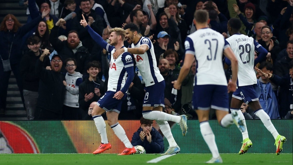 Man City bất ngờ bị Tottenham loại khỏi cúp Liên đoàn