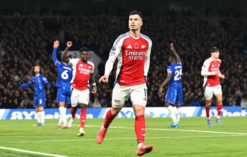 Chelsea hòa Arsenal trong trận đôi công mãn nhãn tại Stamford Bridge