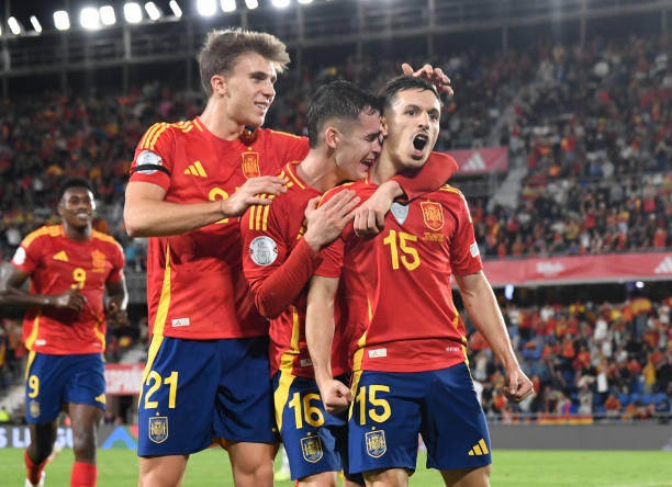 Tây Ban Nha thắng kịch tính trước Thụy Sỹ tại Nations League