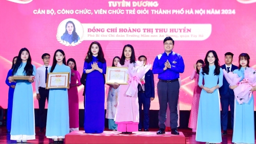 Tuyên dương cán bộ trẻ có nhiều sáng kiến cải cách hành chính nổi bật