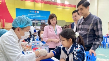 Xét nghiệm miễn phí sàng lọc bệnh thalassemia cho 985 học sinh