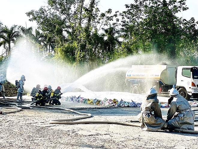 Công an TP Hà Nội phối hợp Công an Hà Nam xử lý nhanh tình huống cháy giả tại cây xăng