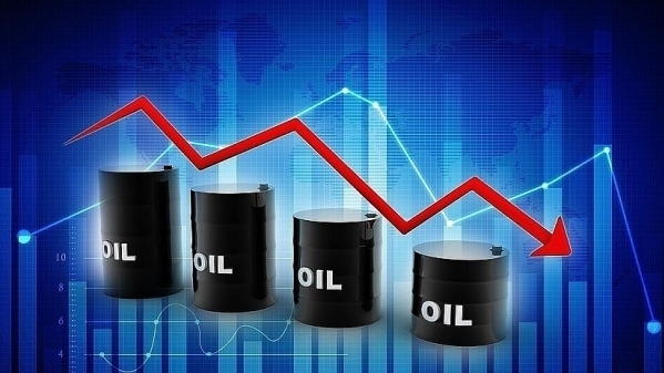 Giá xăng dầu hôm nay 5/12/2024: giá xăng dầu thế giới lao dốc trước thềm OPEC+ nhóm họp