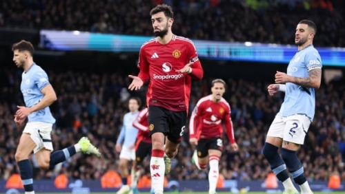 Man City 1-2 Man Utd: màn ngược dòng không tưởng