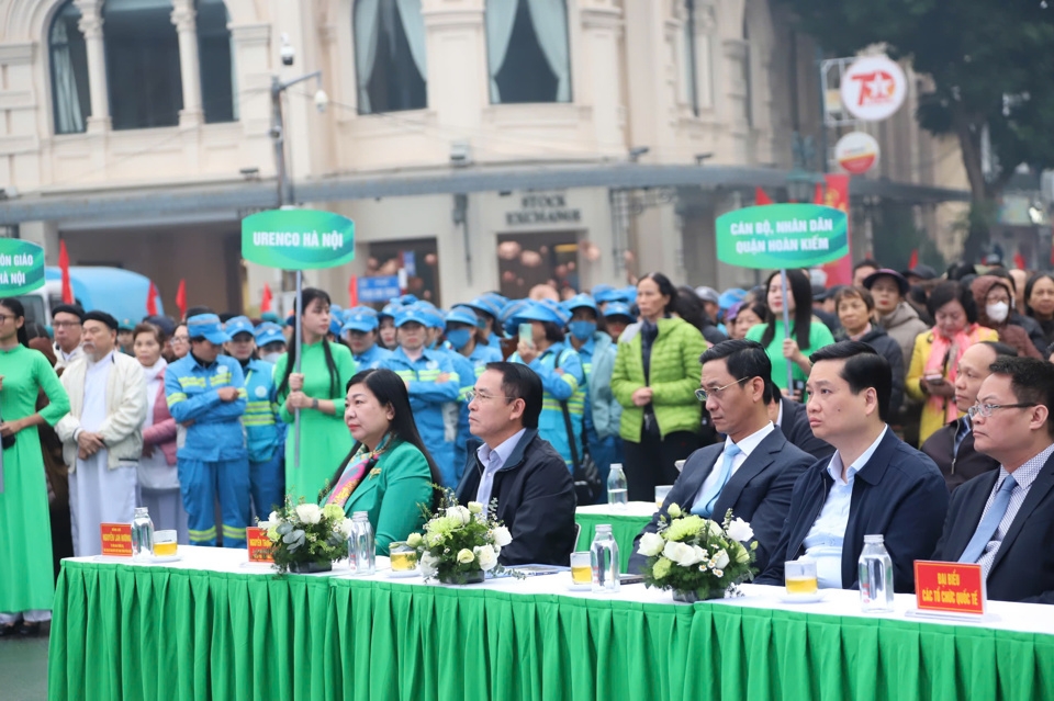 Hà Nội phát động phong trào thi đua “Sáng – Xanh - Sạch – Đẹp”