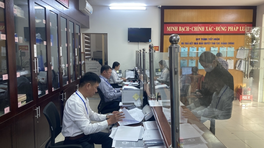 Đảm bảo quyền đăng ký hộ tịch của người dân