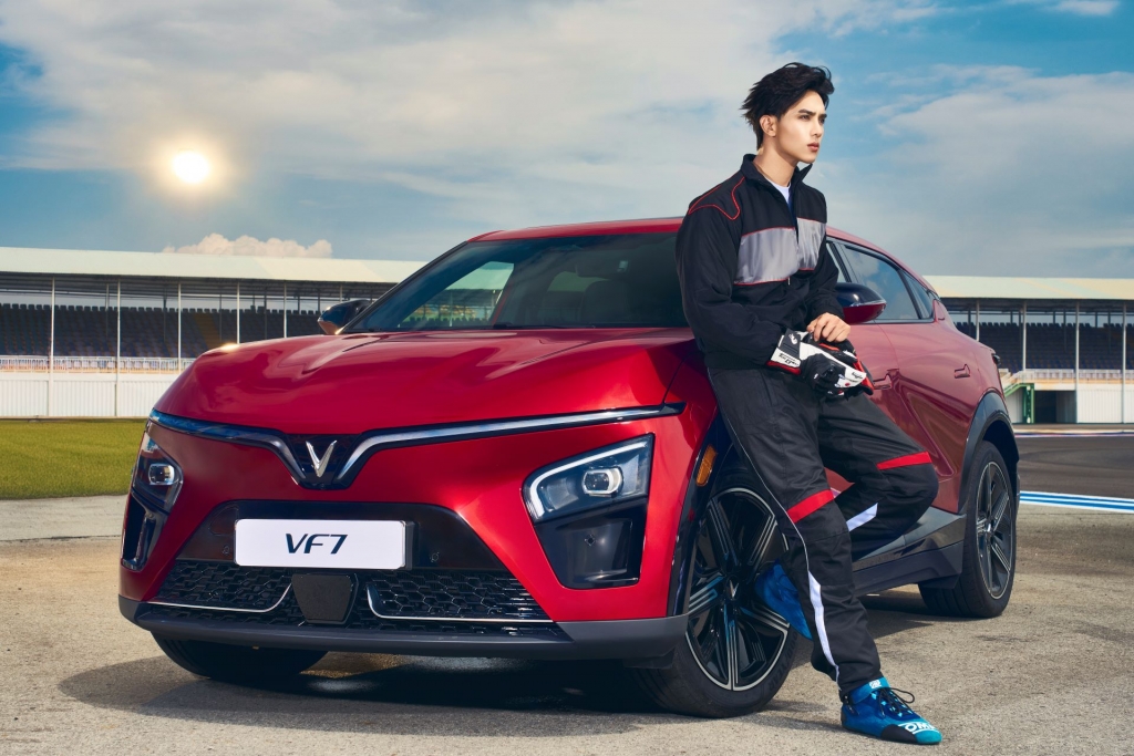 VinFast VF 7 thắng lớn tại Car Awards 2024: bỏ xa đối thủ với 3 ưu điểm chiếm trọn cảm tình người dùng