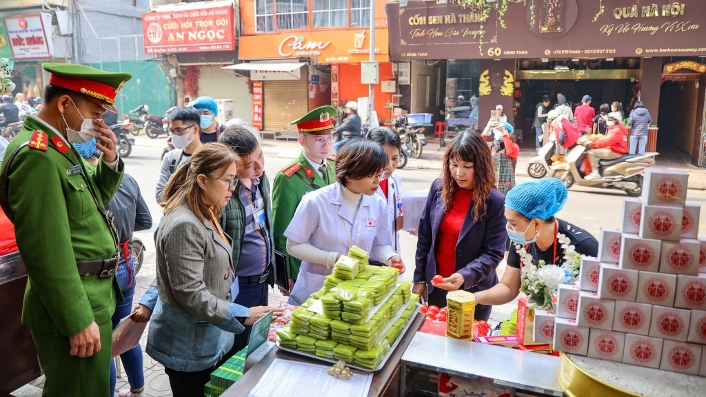 Siết chặt an toàn thực phẩm dịp Tết