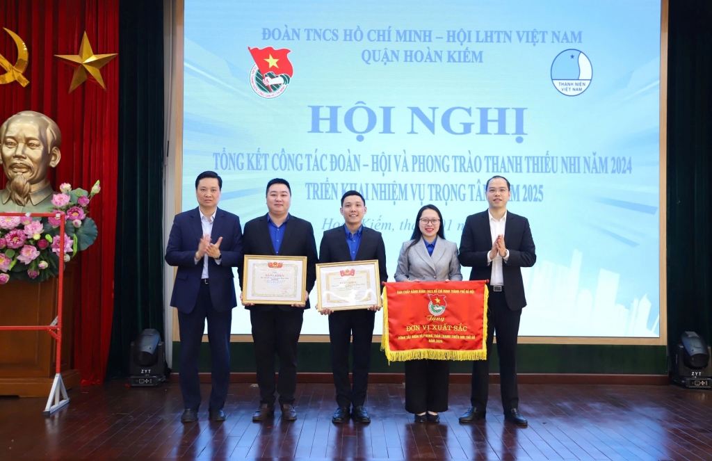 Tổng kết phong trào thanh thiếu nhi quận Hoàn Kiếm năm 2024