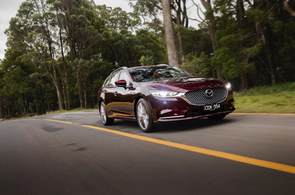 Mazda6 chính thức bị 