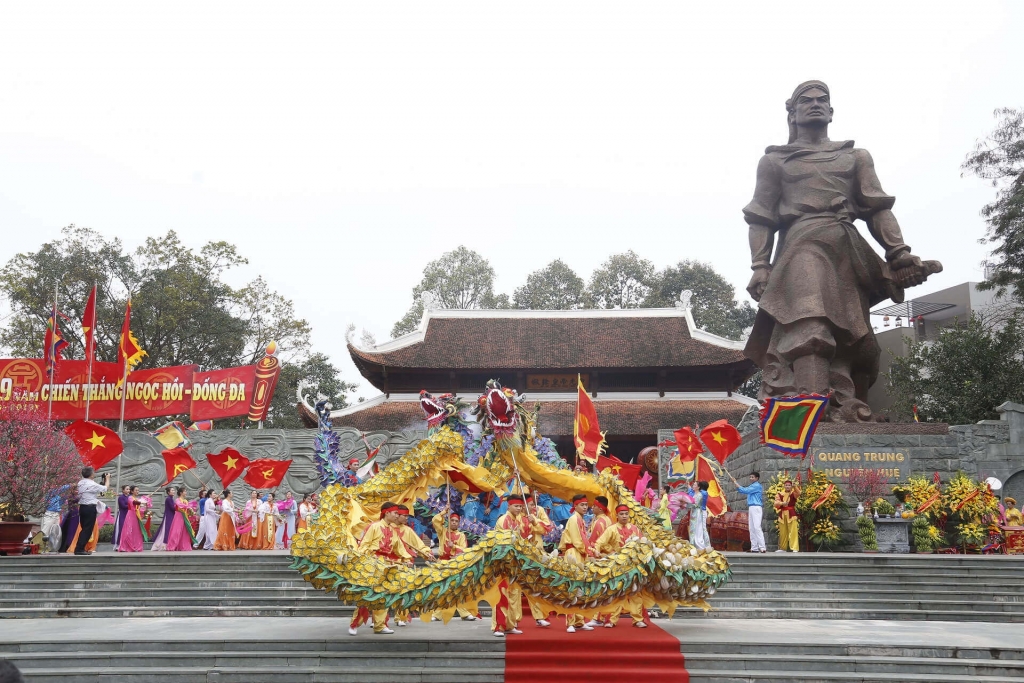 Hà Nội phân luồng giao thông phục vụ lễ hội Gò Đống Đa