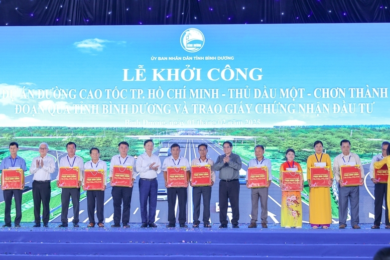 Khởi công cao tốc đầu tiên nối TP Hồ Chí Minh với Bình Dương, Bình Phước, Tây Nguyên