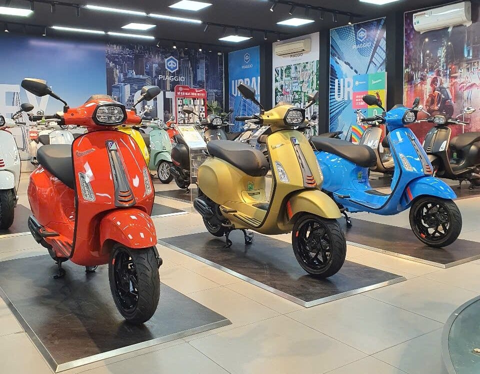 Cập nhật bảng giá xe máy Vespa tháng 2/2025