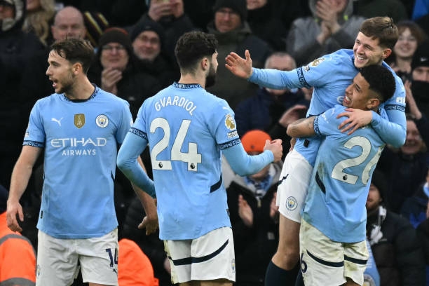 Omar Marmoush rực sáng với hat-trick, Man City tiến vào top 4