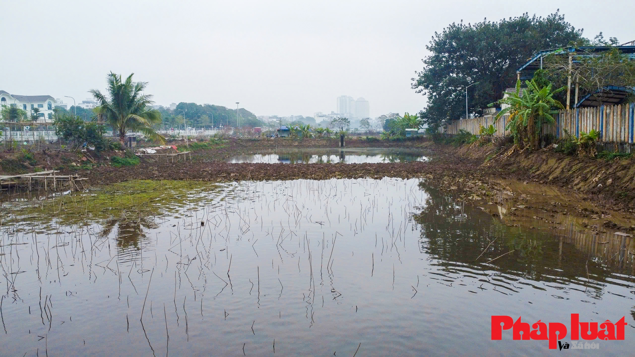 Vị trí của hồ trung gian 