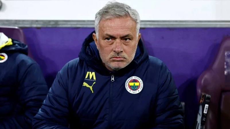 Jose Mourinho nhận án phạt nặng tại Thổ Nhĩ Kỳ vì phát ngôn gây tranh cãi