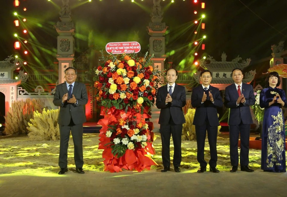 Chương trình nghệ thuật &quot;Linh Lang - Khí thiêng hội tụ - Long Biên tỏa sáng&quot;: Công phu và giàu ý nghĩa