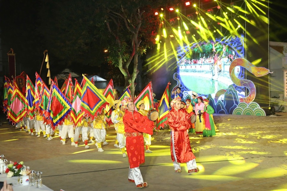 Chương trình nghệ thuật &quot;Linh Lang - Khí thiêng hội tụ - Long Biên tỏa sáng&quot;: Công phu và giàu ý nghĩa