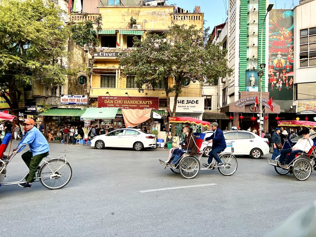 Nghiên cứu phương án cải tạo kiến trúc khu vực phía Đông hồ Hoàn Kiếm