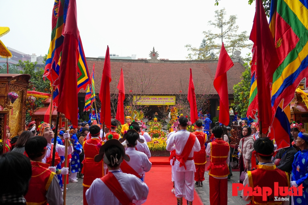 Đình Nhật Tân được công nhận là Di tích lịch sử văn hóa quốc gia. Ảnh: Khánh Huy