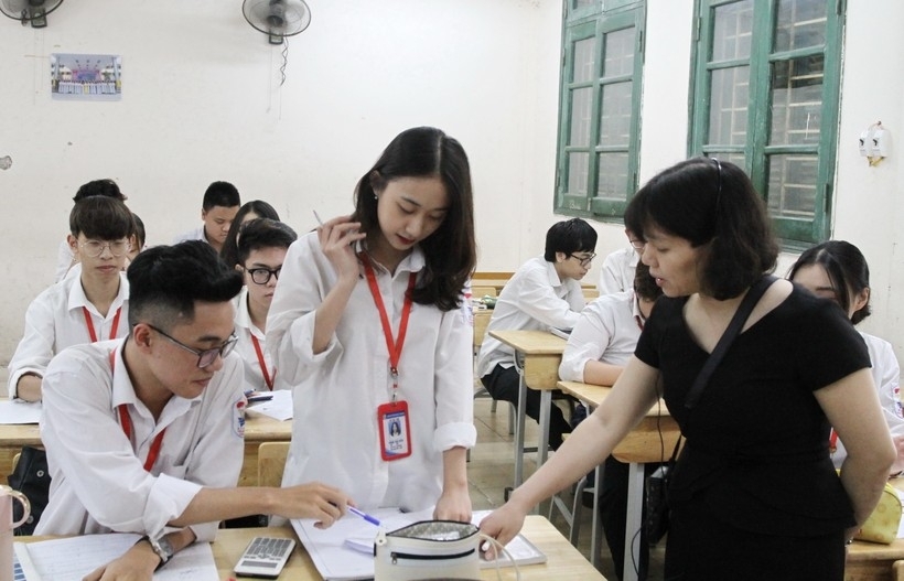 Học sinh Trường THPT Trần Hưng Đạo (quận Thanh Xuân, Hà Nội) ôn thi tốt nghiệp THPT. Ảnh: xaydungchinhsach.chinhphu.vn