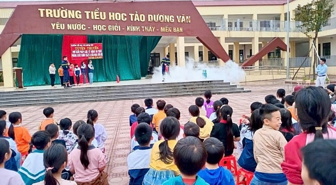 Hà Nội: tuyên truyền, tập huấn kỹ năng phòng cháy chữa cháy trong nhà trường