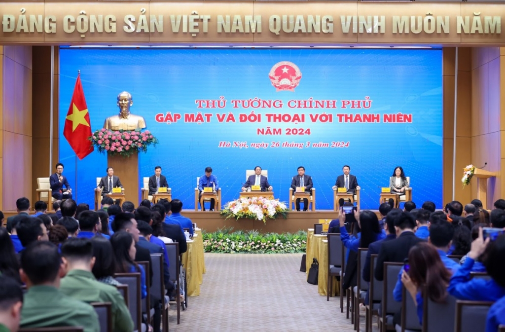 Thủ tướng Chính phủ Phạm Minh Chính gặp mặt, đối thoại với thanh niên năm 2024. Ảnh VGP/Nhật Bắc