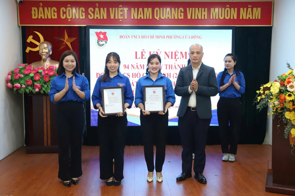 Thanh niên quận Hoàn Kiếm tiên phong chuyển đổi số