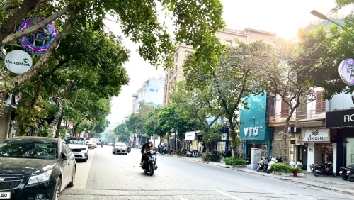 Dự báo thời tiết 14/4: Bắc Bộ có nắng, trời lạnh; Nam Bộ nắng nóng, gió nhẹ