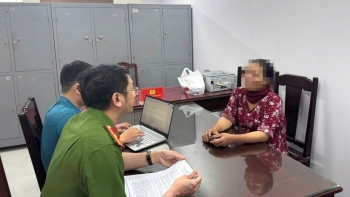 Sự thật phía sau người phụ nữ chạy ra ngoài hô hoán nhà có kẻ trộm