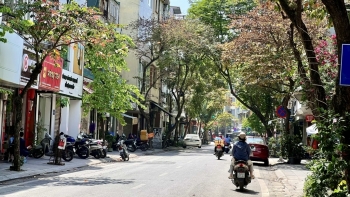 Dự báo thời tiết 16/4: Bắc Bộ ngày nắng; Trung Bộ, Nam Bộ nắng nóng, gió nhẹ