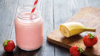 Sinh tố dâu chuối: thức uống đơn giản, lợi ích tuyệt vời cho sức khỏe