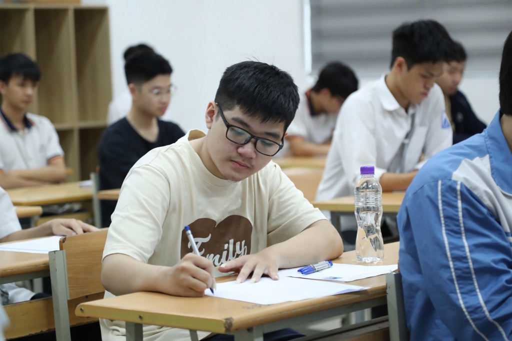 Nhận định và gợi ý đáp án đề thi ngữ văn