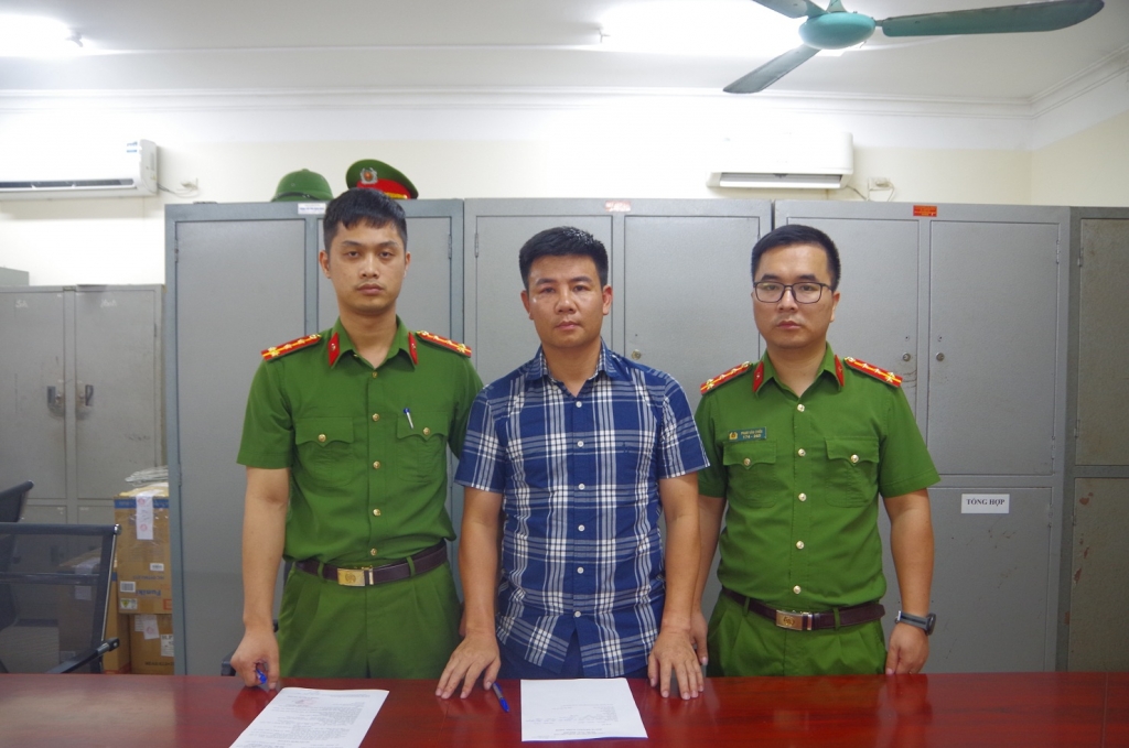 Đối tượng Đạt tại cơ quan công an. Ảnh: CQCA Đối tượng Đạt tại cơ quan công an. Ảnh: CQCA