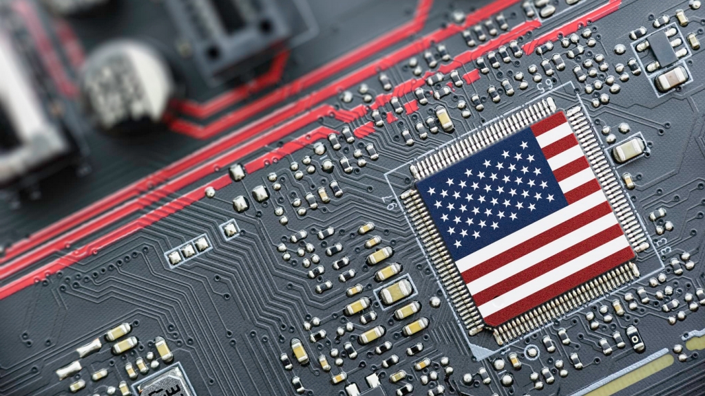 Ông Trump tuyên bố áp thuế 100% với chip bán dẫn nhập khẩu