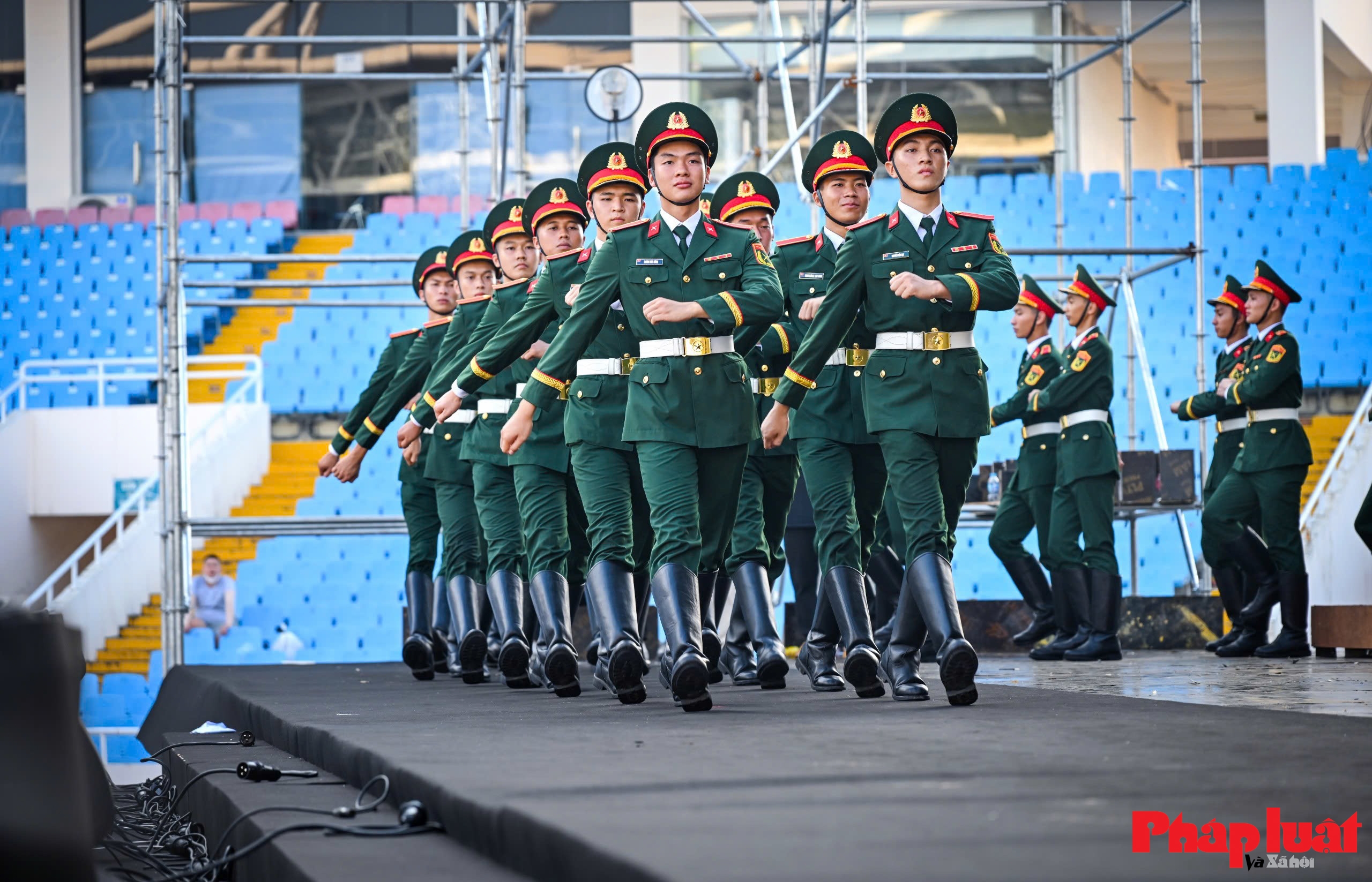 Tái hiện lễ duyệt binh lịch sử trong đêm nhạc “Tổ quốc trong tim”